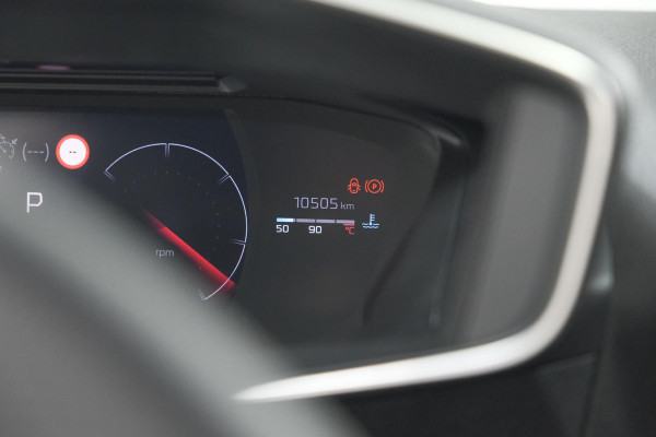 Peugeot 2008 PureTech 130 EAT8 GT | 360 Camera | Adaptieve Cruise Control | Stoelmaasage | Apple Carplay