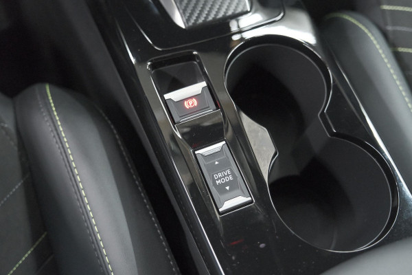 Peugeot 2008 PureTech 130 EAT8 GT | 360 Camera | Adaptieve Cruise Control | Stoelmaasage | Apple Carplay