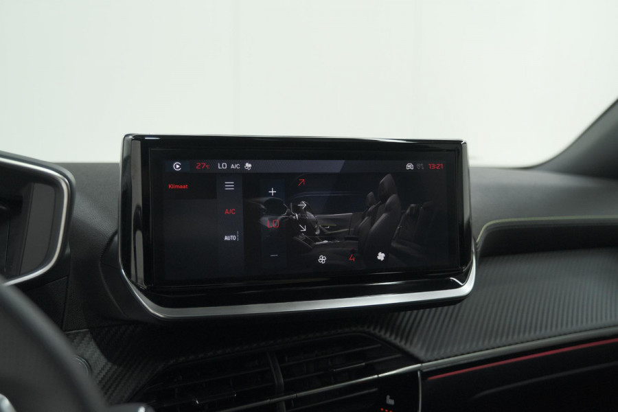 Peugeot 2008 PureTech 130 EAT8 GT | 360 Camera | Adaptieve Cruise Control | Stoelmaasage | Apple Carplay