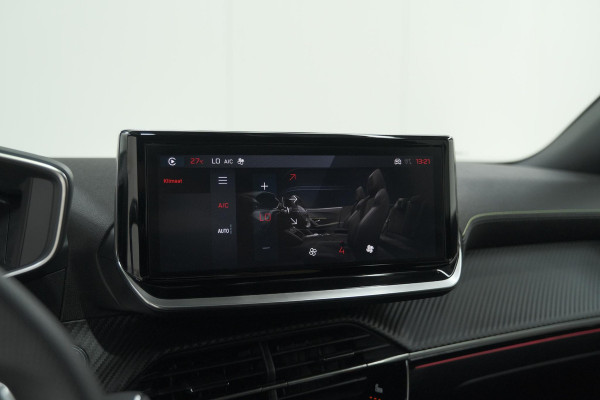 Peugeot 2008 PureTech 130 EAT8 GT | 360 Camera | Adaptieve Cruise Control | Stoelmaasage | Apple Carplay