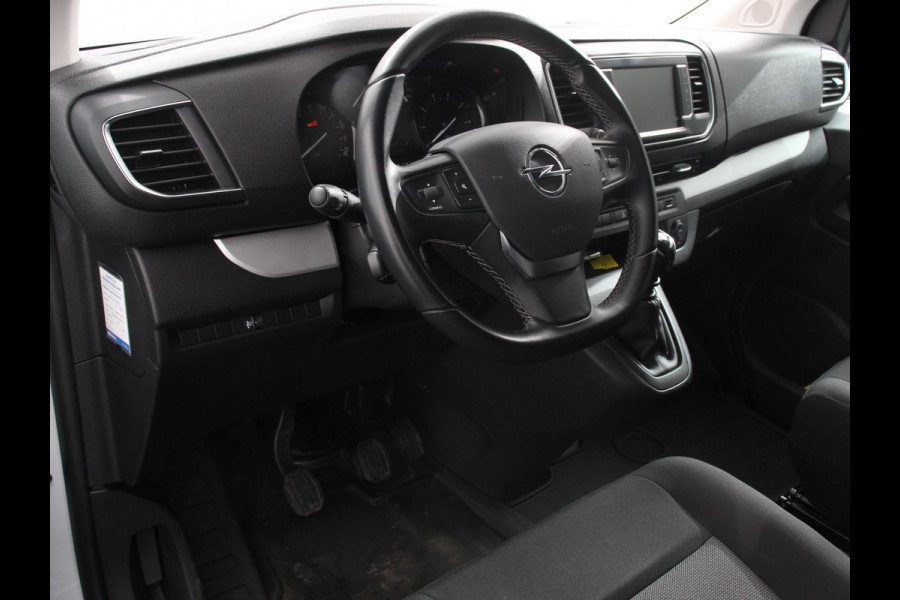 Opel Vivaro 145pk L3H1 Dubbele Cabine Sport Edition Navigatie Climate Control Trekhaak Trekhaak Parkeer sensoren Lichtmetalen Velgen