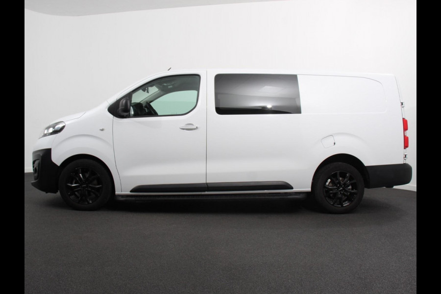 Opel Vivaro 145pk L3H1 Dubbele Cabine Sport Edition Navigatie Climate Control Trekhaak Trekhaak Parkeer sensoren Lichtmetalen Velgen