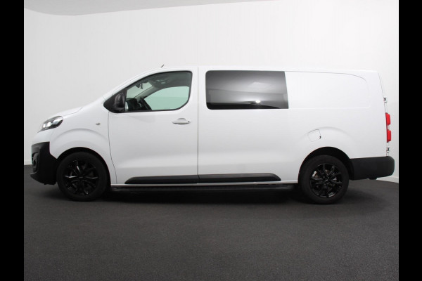 Opel Vivaro 145pk L3H1 Dubbele Cabine Sport Edition Navigatie Climate Control Trekhaak Trekhaak Parkeer sensoren Lichtmetalen Velgen