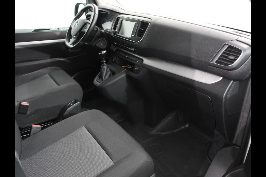 Opel Vivaro 145pk L3H1 Dubbele Cabine Sport Edition Navigatie Climate Control Trekhaak Trekhaak Parkeer sensoren Lichtmetalen Velgen