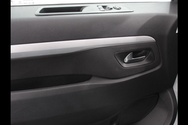 Opel Vivaro 145pk L3H1 Dubbele Cabine Sport Edition Navigatie Climate Control Trekhaak Trekhaak Parkeer sensoren Lichtmetalen Velgen
