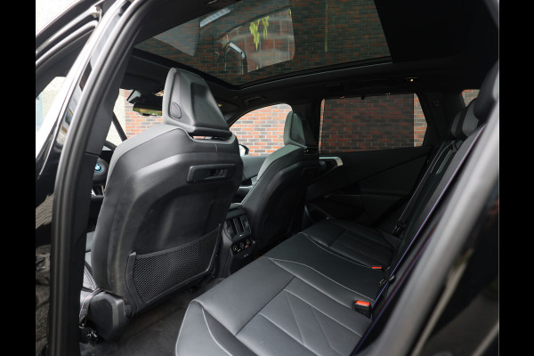 BMW X3 30e xDrive | Direct leverbaar - M Sport Pro - Pano - Trekhaak