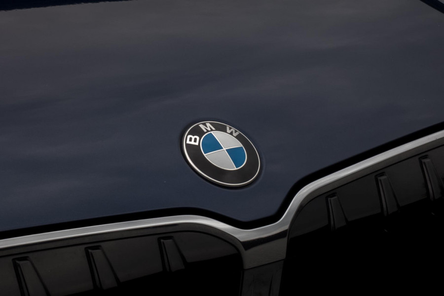 BMW X1 SDrive20i | TREKHAAK | HARMAN/KARDON | MEMORY | CAMERA