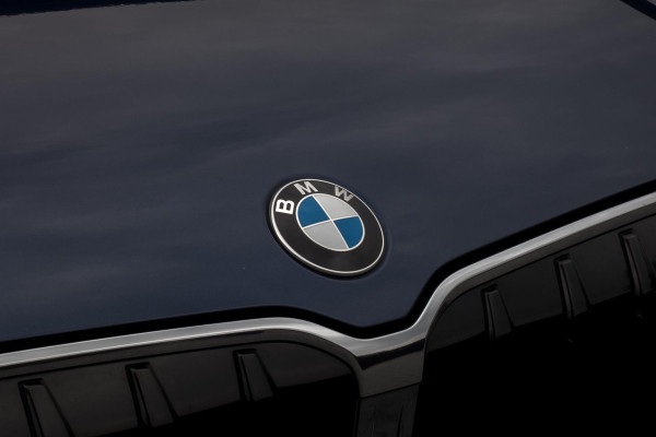 BMW X1 SDrive20i | TREKHAAK | HARMAN/KARDON | MEMORY | CAMERA