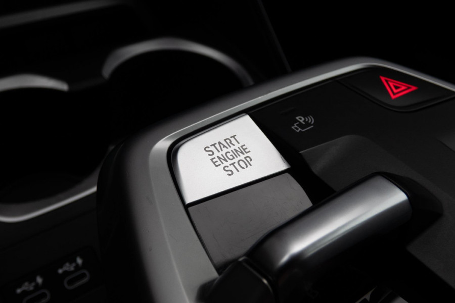 BMW X1 SDrive20i | TREKHAAK | HARMAN/KARDON | MEMORY | CAMERA