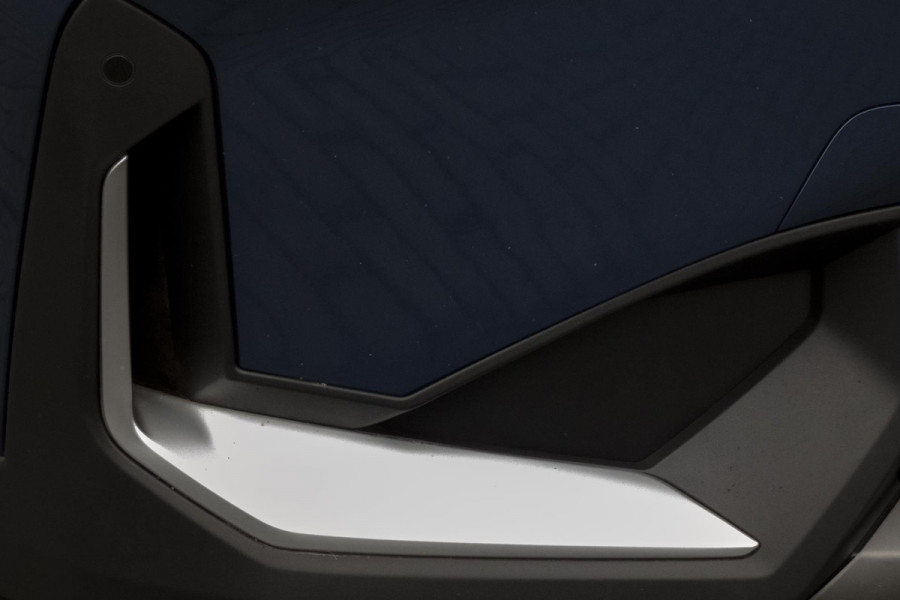 BMW X1 SDrive20i | TREKHAAK | HARMAN/KARDON | MEMORY | CAMERA