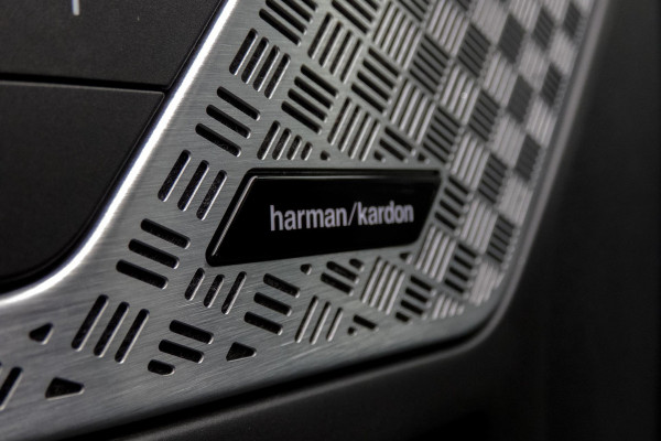 BMW X1 SDrive20i | TREKHAAK | HARMAN/KARDON | MEMORY | CAMERA