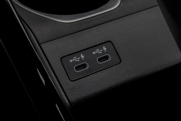 BMW X1 SDrive20i | TREKHAAK | HARMAN/KARDON | MEMORY | CAMERA