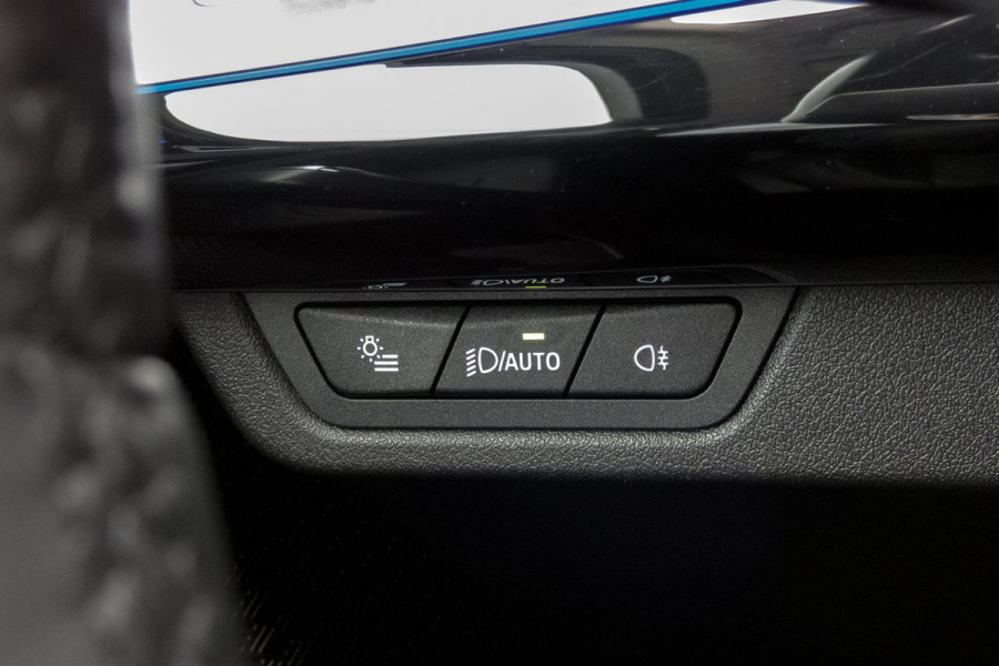 BMW X1 SDrive20i | TREKHAAK | HARMAN/KARDON | MEMORY | CAMERA