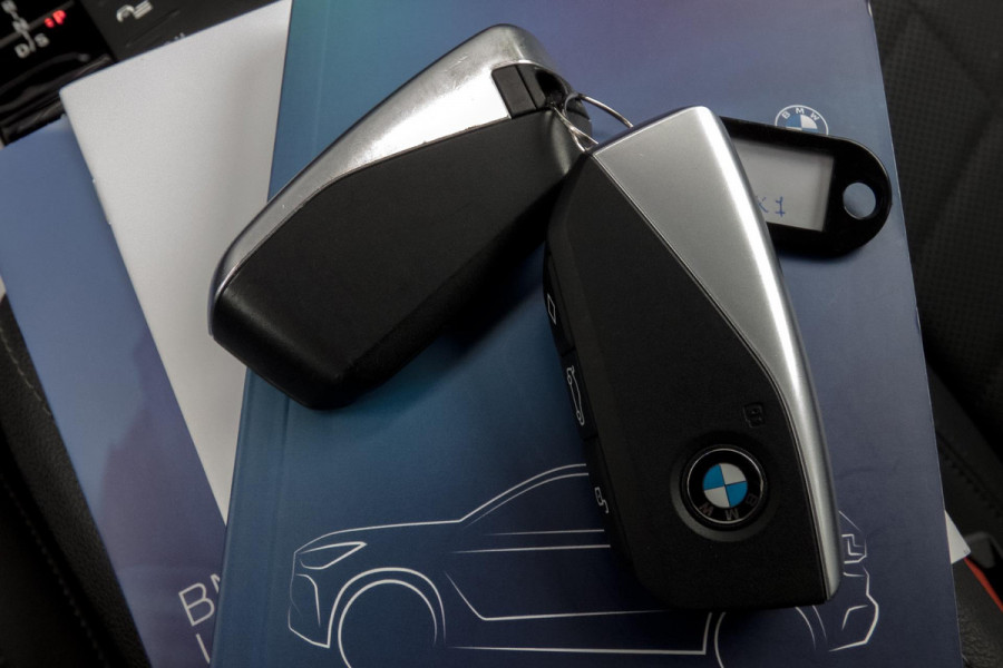 BMW X1 SDrive20i | TREKHAAK | HARMAN/KARDON | MEMORY | CAMERA