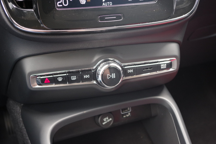 Volvo XC40 1.5 T4 Recharge Inscription Expression 211 PK PHEV, Winterpakket, LED