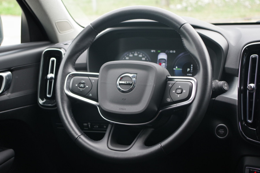 Volvo XC40 1.5 T4 Recharge Inscription Expression 211 PK PHEV, Winterpakket, LED