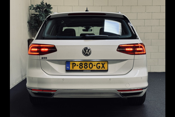 Volkswagen Passat Variant 1.4 TSI GTE | Panorama | Trekhaak | Massage