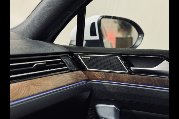 Volkswagen Passat Variant 1.4 TSI GTE | Panorama | Trekhaak | Massage