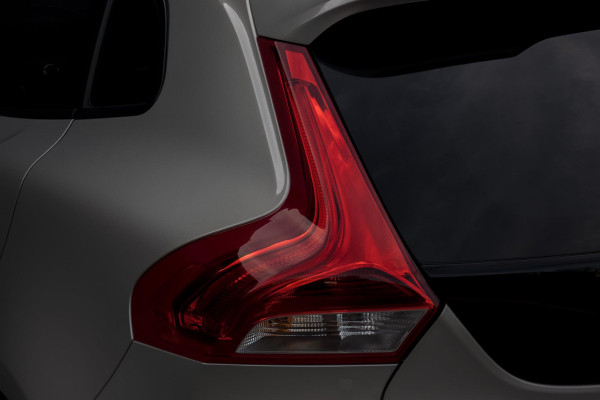 Volvo V40 Cross Country 1.5 T3 Polar+ Luxury | TREKHAAK | ACC | HARMAN/KARDON | BLIS | CAMERA