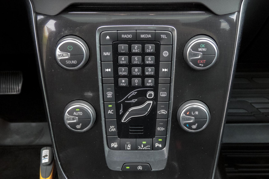 Volvo V40 Cross Country 1.5 T3 Polar+ Luxury | TREKHAAK | ACC | HARMAN/KARDON | BLIS | CAMERA