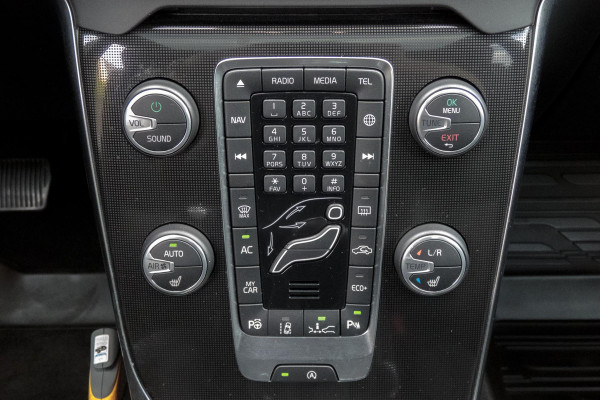 Volvo V40 Cross Country 1.5 T3 Polar+ Luxury | TREKHAAK | ACC | HARMAN/KARDON | BLIS | CAMERA