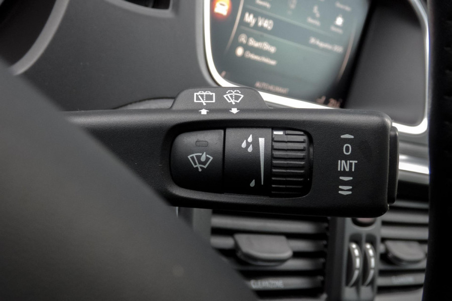 Volvo V40 Cross Country 1.5 T3 Polar+ Luxury | TREKHAAK | ACC | HARMAN/KARDON | BLIS | CAMERA