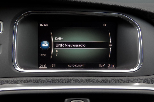 Volvo V40 Cross Country 1.5 T3 Polar+ Luxury | TREKHAAK | ACC | HARMAN/KARDON | BLIS | CAMERA