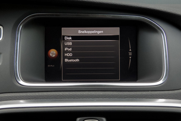 Volvo V40 Cross Country 1.5 T3 Polar+ Luxury | TREKHAAK | ACC | HARMAN/KARDON | BLIS | CAMERA