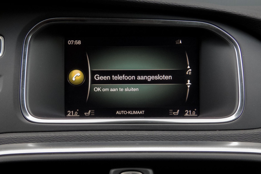 Volvo V40 Cross Country 1.5 T3 Polar+ Luxury | TREKHAAK | ACC | HARMAN/KARDON | BLIS | CAMERA