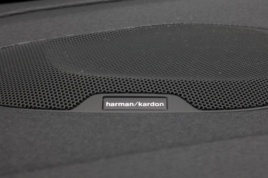 Volvo V40 Cross Country 1.5 T3 Polar+ Luxury | TREKHAAK | ACC | HARMAN/KARDON | BLIS | CAMERA