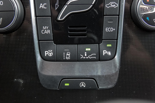 Volvo V40 Cross Country 1.5 T3 Polar+ Luxury | TREKHAAK | ACC | HARMAN/KARDON | BLIS | CAMERA