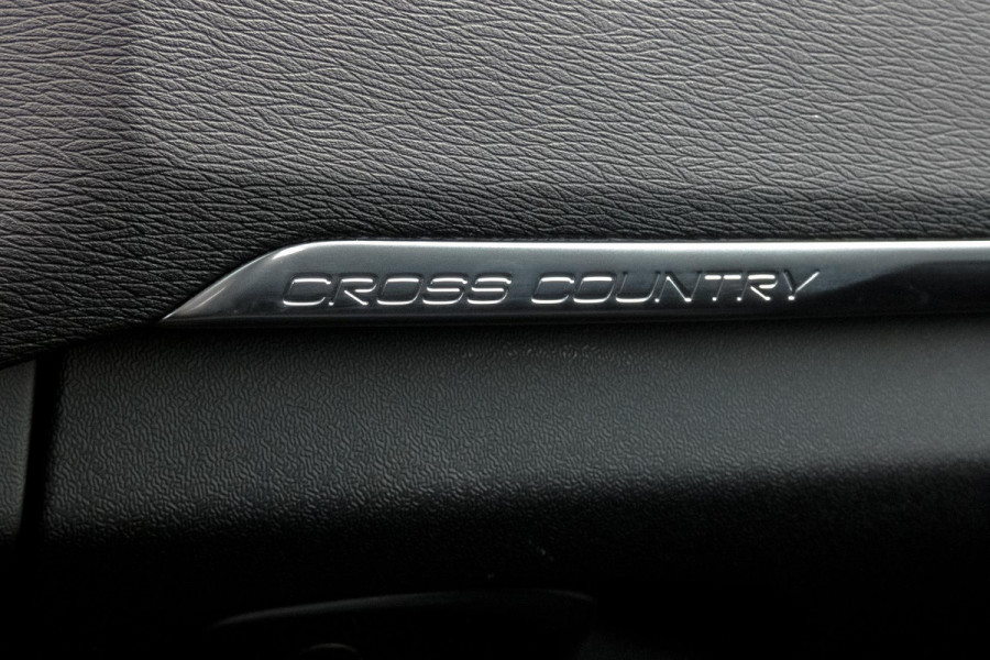 Volvo V40 Cross Country 1.5 T3 Polar+ Luxury | TREKHAAK | ACC | HARMAN/KARDON | BLIS | CAMERA