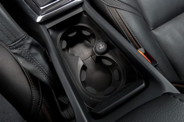 Volvo V40 Cross Country 1.5 T3 Polar+ Luxury | TREKHAAK | ACC | HARMAN/KARDON | BLIS | CAMERA
