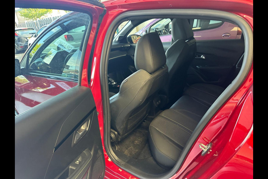 Peugeot 208 1.2 PureTech GT Pack PANO+NIEUWE DISTRUBUTIERIEM
