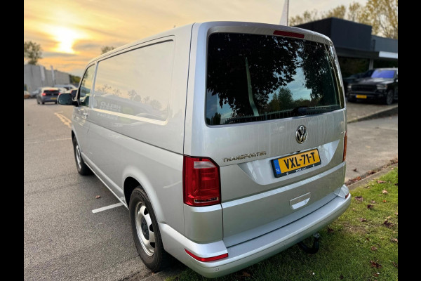 Volkswagen Transporter 2.0 TDI L1H2 Highline DSG Camera 204PK ACC
