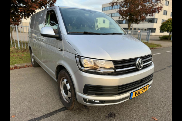 Volkswagen Transporter 2.0 TDI L1H2 Highline DSG Camera 204PK ACC