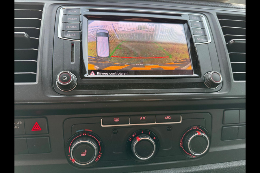 Volkswagen Transporter 2.0 TDI L1H2 Highline DSG Camera 204PK ACC
