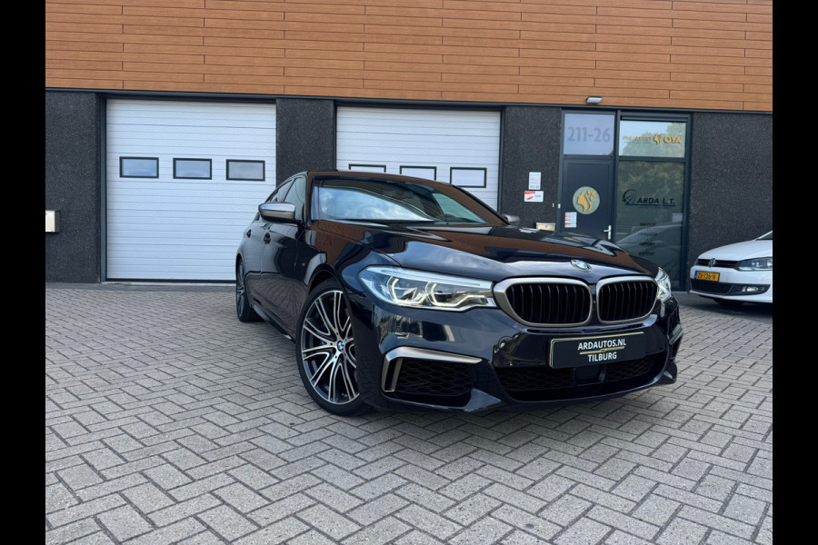 BMW 5 Serie M550i xDrive High Executive
