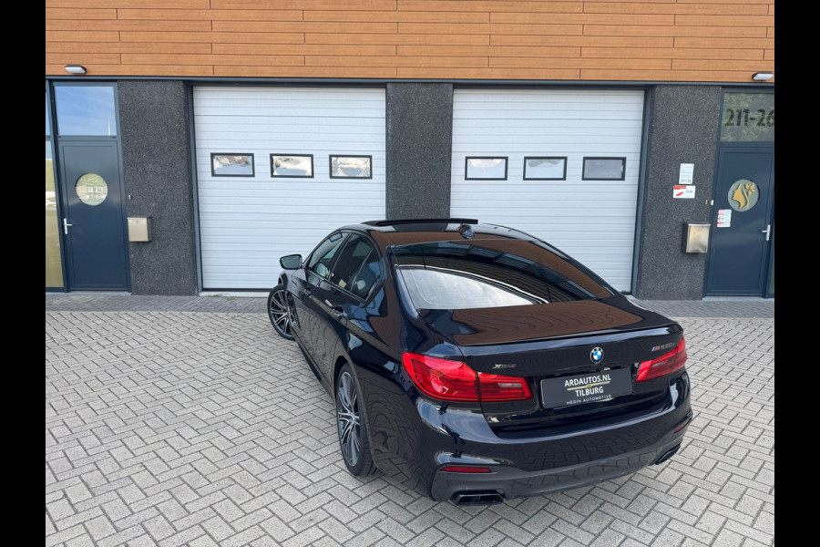 BMW 5 Serie M550i xDrive High Executive