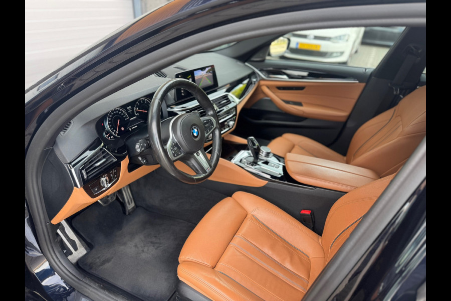 BMW 5 Serie M550i xDrive High Executive