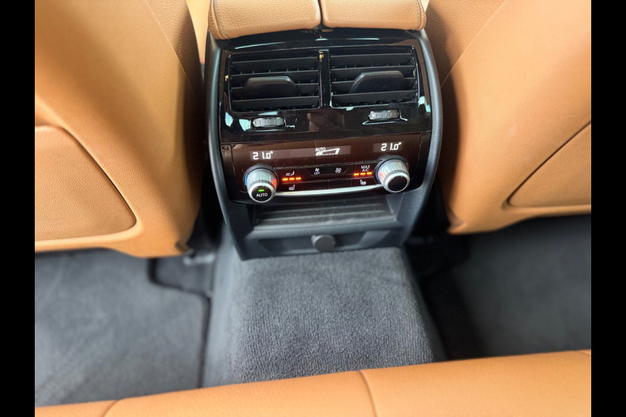 BMW 5 Serie M550i xDrive High Executive
