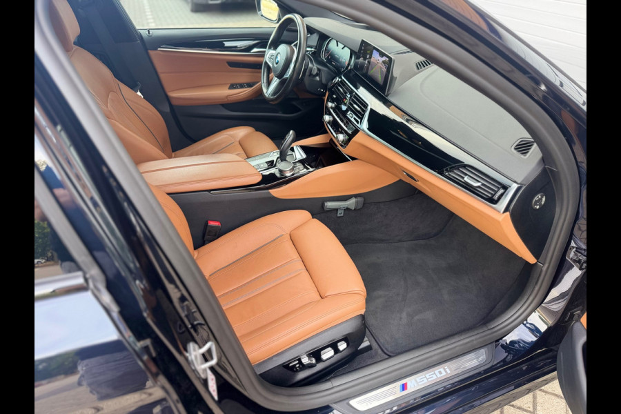 BMW 5 Serie M550i xDrive High Executive