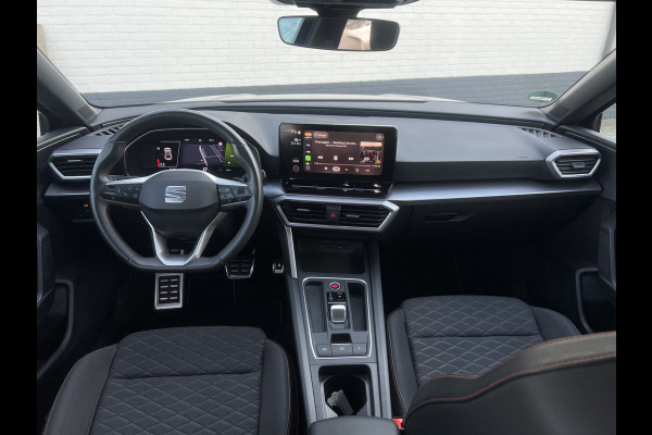 Seat Leon 1.5 eTSI FR Business Intense | Virtual Cockpit | Trekhaak | Wireless Carplay | 18 inch