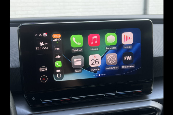 Seat Leon 1.5 eTSI FR Business Intense | Virtual Cockpit | Trekhaak | Wireless Carplay | 18 inch