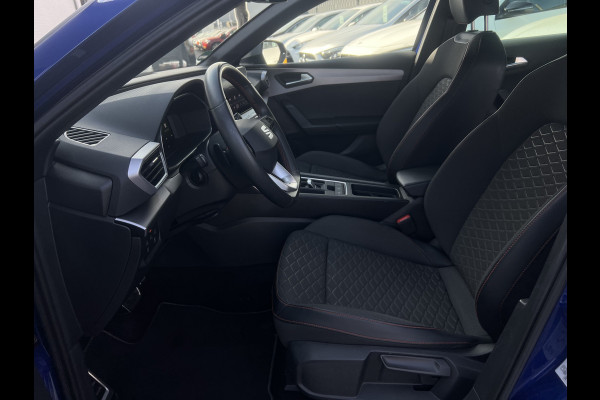 Seat Leon 1.5 eTSI FR Business Intense | Virtual Cockpit | Trekhaak | Wireless Carplay | 18 inch