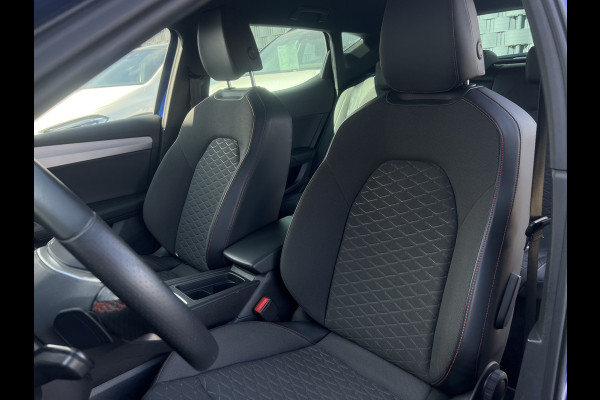 Seat Leon 1.5 eTSI FR Business Intense | Virtual Cockpit | Trekhaak | Wireless Carplay | 18 inch