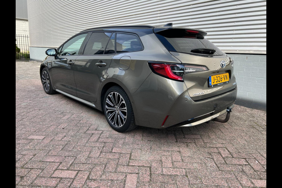Toyota Corolla Touring Sports 1.8 Hybrid Executive / Ned Auto / Trekhaak / MCC / Gouda