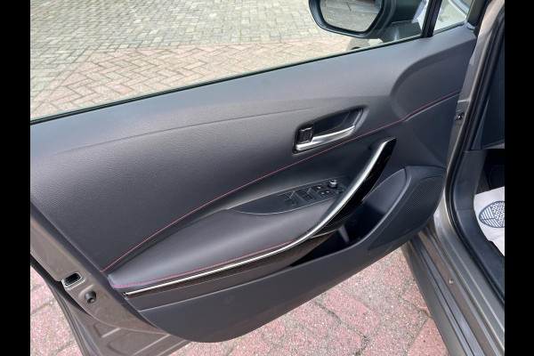 Toyota Corolla Touring Sports 1.8 Hybrid Executive / Ned Auto / Trekhaak / MCC / Gouda