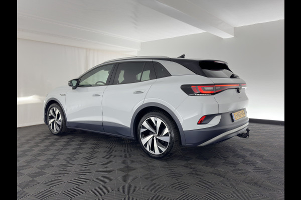 Volkswagen ID.4 First 77 kWh [ 3-Fase ] (INCL-BTW) *HEAT-PUMP | LEATHER-MICROFIBRE | FULL-LED | HEATED-COMFORTSEATS | DIGI-COCKPIT | AMBIENT-LIGHT | NAVI-FULLMAP | ECC | PDC | TOWBAR | PRIVACY-GLASS | CRUISE | CAMERA | CARPLAY | 20