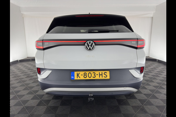 Volkswagen ID.4 First 77 kWh [ 3-Fase ] (INCL-BTW) *HEAT-PUMP | LEATHER-MICROFIBRE | FULL-LED | HEATED-COMFORTSEATS | DIGI-COCKPIT | AMBIENT-LIGHT | NAVI-FULLMAP | ECC | PDC | TOWBAR | PRIVACY-GLASS | CRUISE | CAMERA | CARPLAY | 20